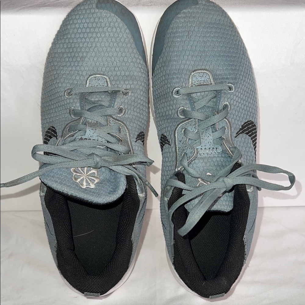 Nike Flex Running Shoe, Textured Gray and Black Sneakers